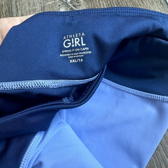 ATHLETA GIRL Spring it on Capri Leggings Size XXL/16 - Picture 4 of 5